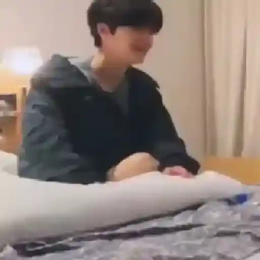 Seungmin in the building 14