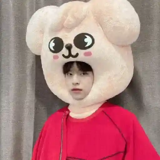 Seungmin in the building 15