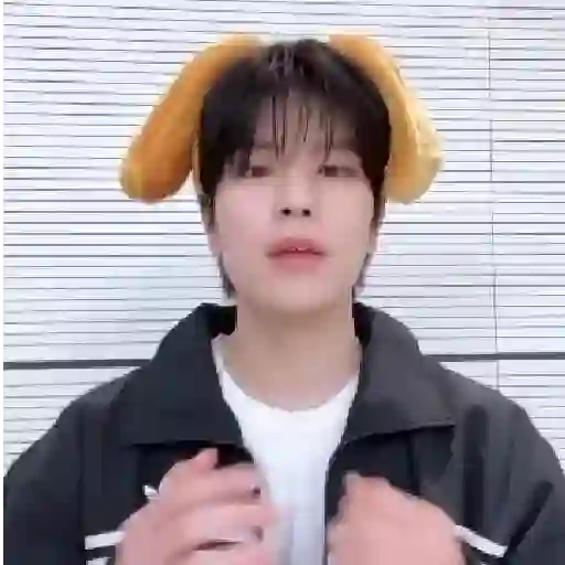 Seungmin in the building 5