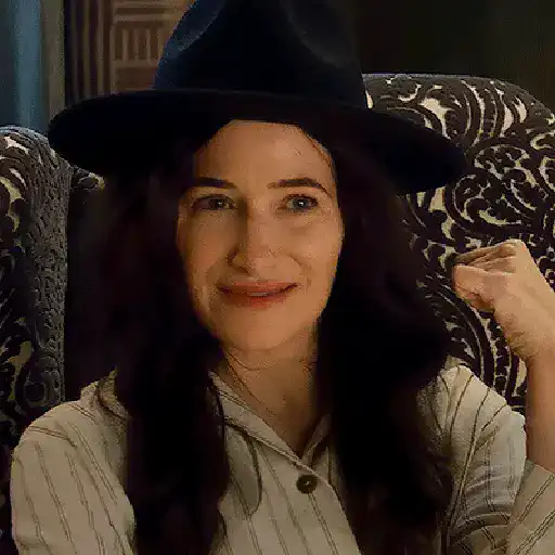 Kathryn Hahn II 15