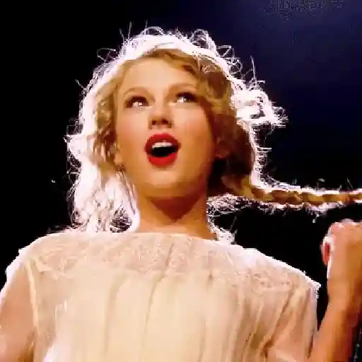 টট❄️꯭፝֟   ®  Taylor Swift 29