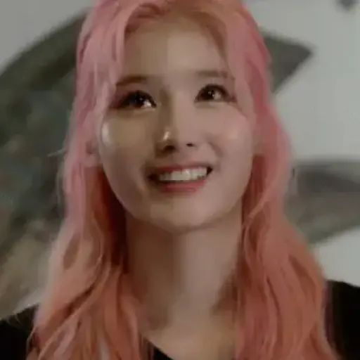 Twice gifs i use on twitter 16