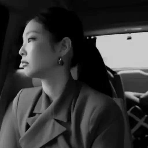 Jennie. | @ocenferios  Haki. 3