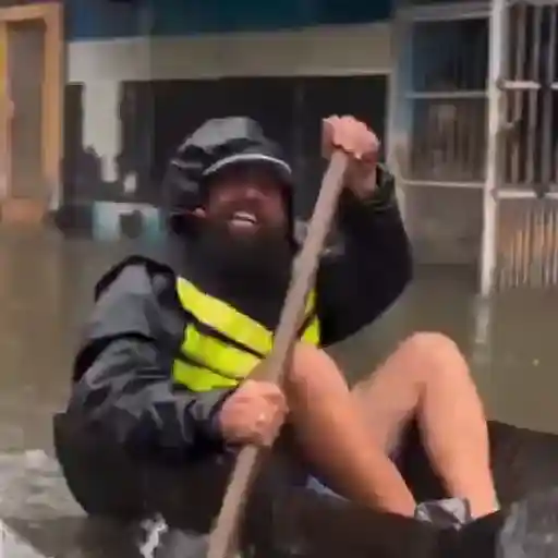 GIF 1 8