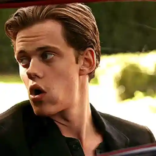 Bill Skarsgård2 10