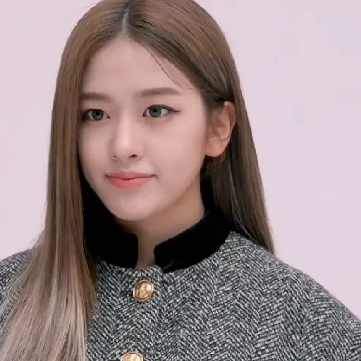 Yujin / IVE ELEVEN  9