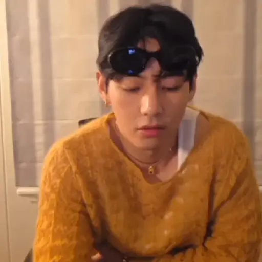 Taehyung. | @ocenferios  Haki. 6