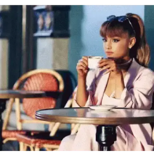 Ariana 3