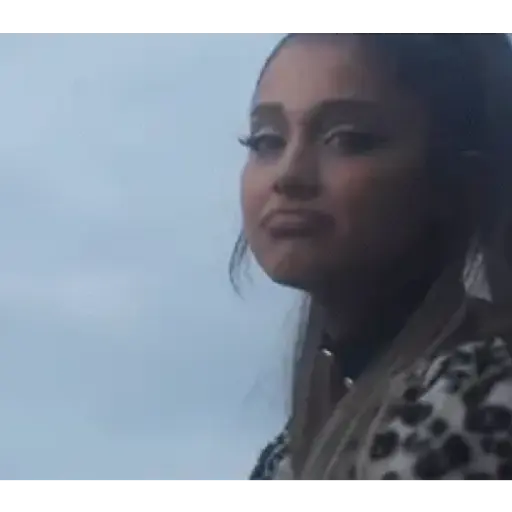 Ariana 17