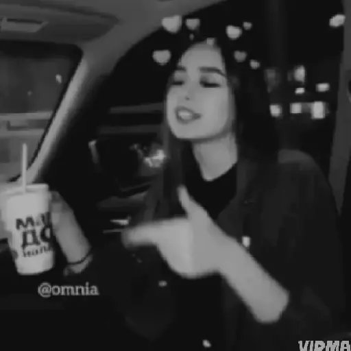 ⭐۷ąཞıɛɖ ცLąƈƙ ąŋɖ ῳɧıɬɛ✨🪐🤍🖤 4