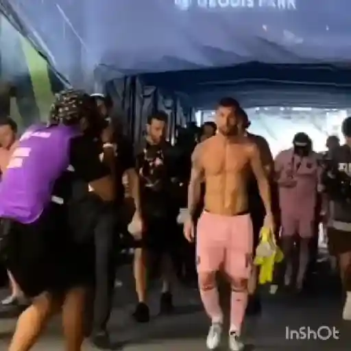 Maluma y Messi 🤩❤ 14