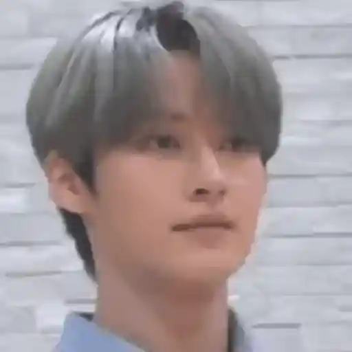 Leeknow- skz -KPOP-GIF🐰🤍 15