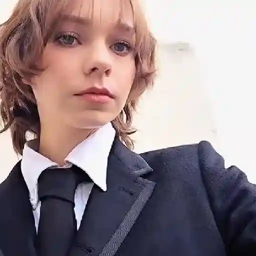 ☁️💎EMMA MYERS WORLD💎☁️ 7