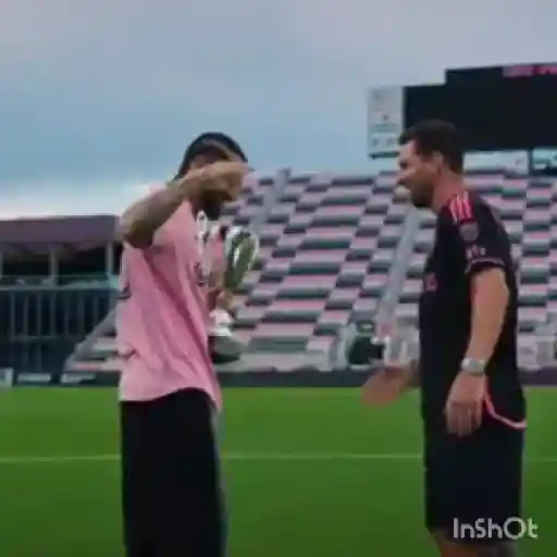 Maluma y Messi 🤩❤ 1