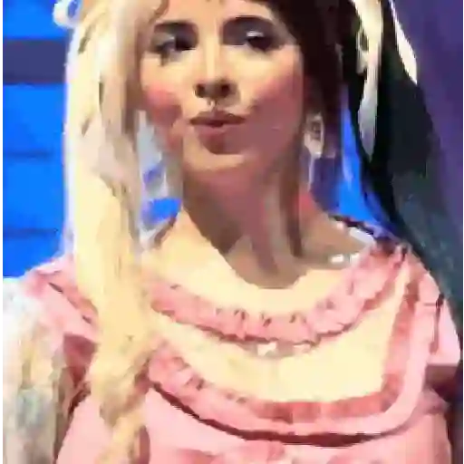 Melanie Martinez 25