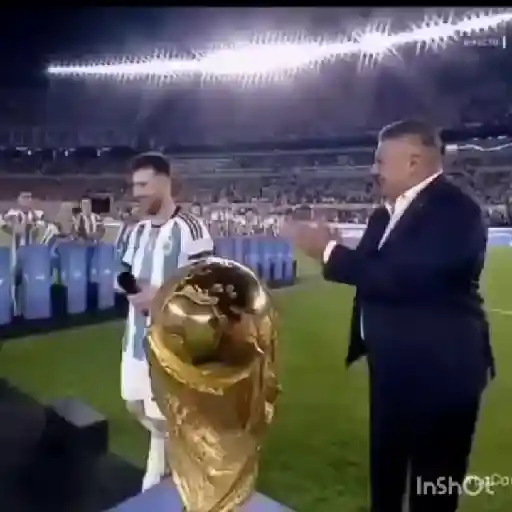 Maluma y Messi 🤩❤ 7