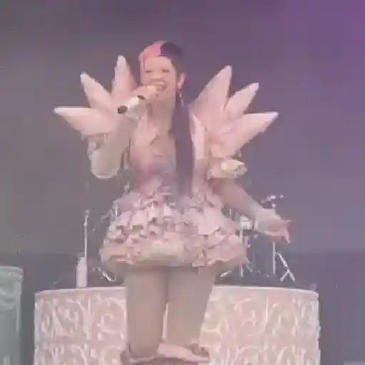 Melanie Martinez 28
