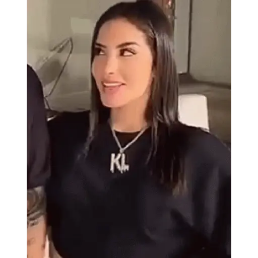 Kimberly Loaiza 2 23