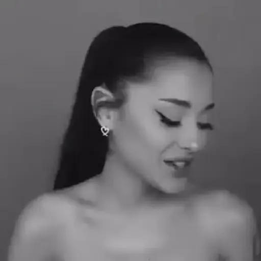 Ariana 24