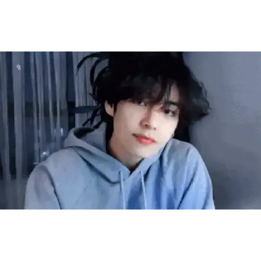 BTS sad Carlos Matías 24