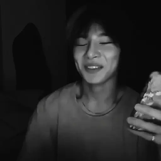 S꯭R — E̷MI ( Jeongin ) 1