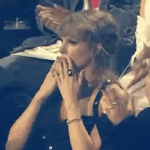 💗TaylorSwift★♥⃞🌹🎧💿 24