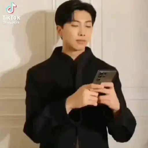 Aaaaa 9