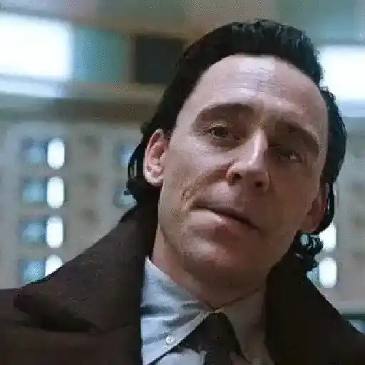 Tom Hiddleston 🩵 1