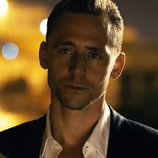 Tom Hiddleston 🩵 2