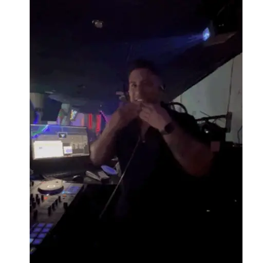 Dj fat 11