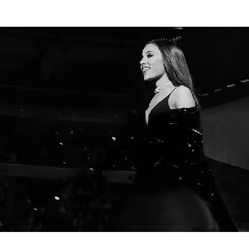 🩷Ariana Grande🩷 30