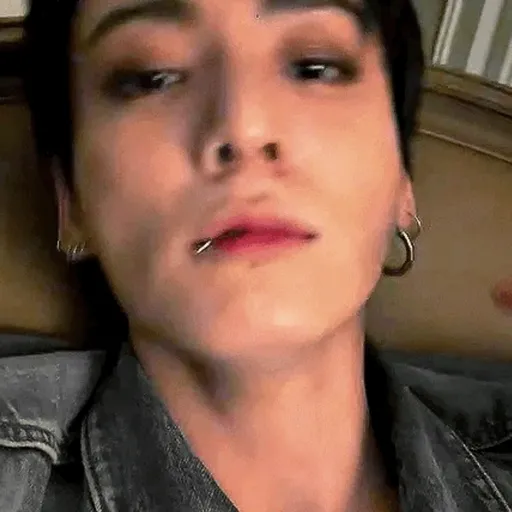 Bts 27