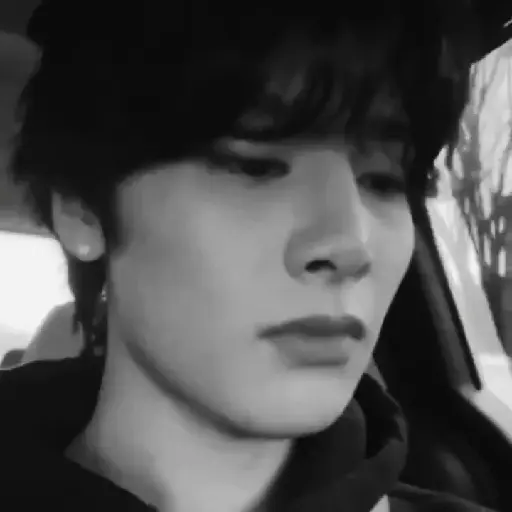 S꯭R — E̷MI ( Jeongin ) 5