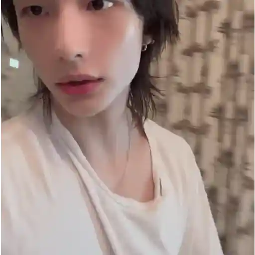 醙〘🤴🏻〙Hyunjin 7