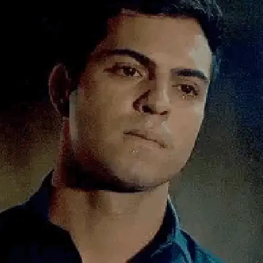 Raphael Santiago  7