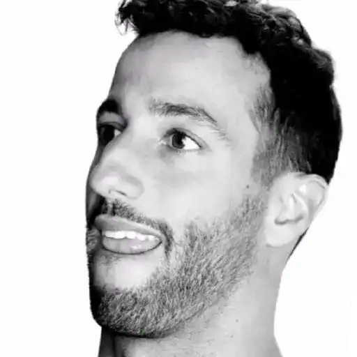 Daniel Ricciardo 19