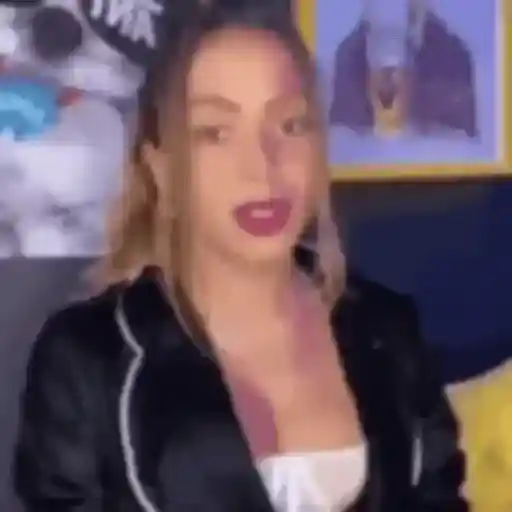 Anitta 2 15