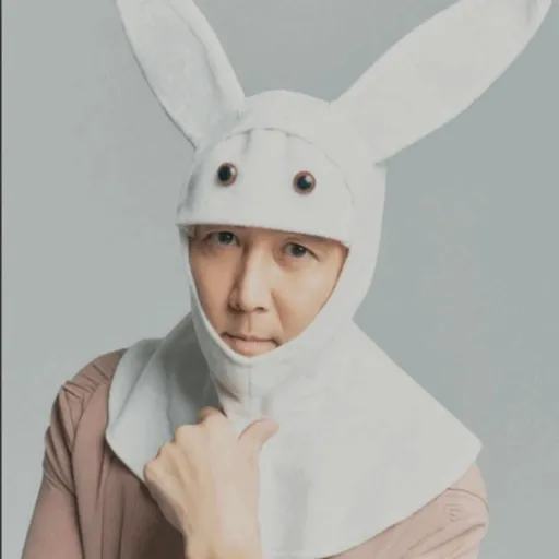 Imtheeasterbunny 2