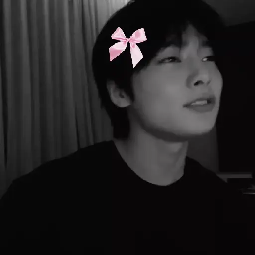 Jeongin # J u s t 5