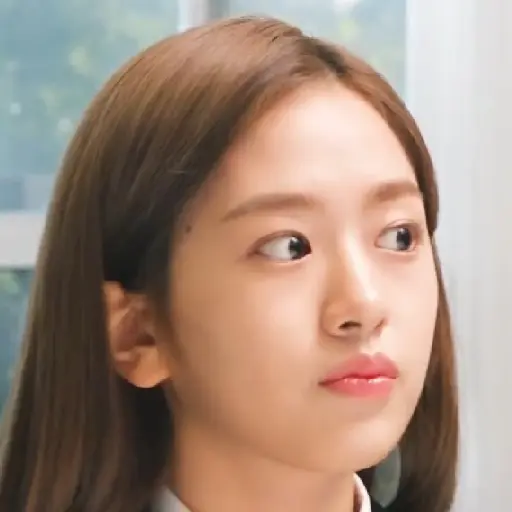 Yujin / @ive_stickers  9
