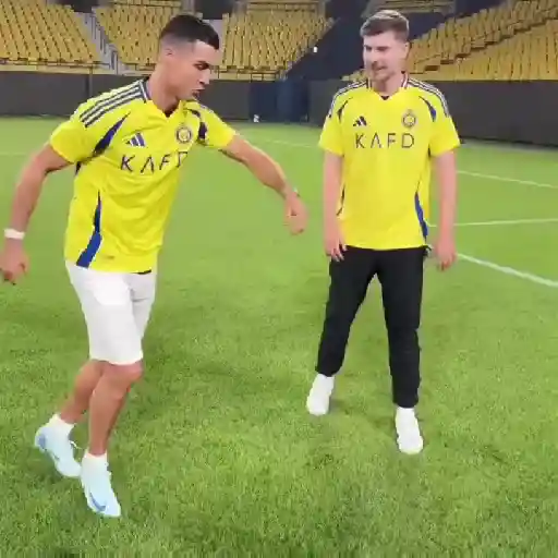 CR7 🤖 Al Nassr 🟡🔵 29
