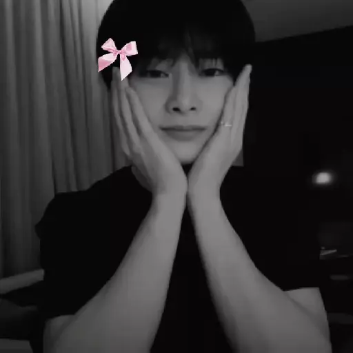 Jeongin # J u s t 2