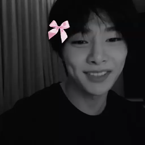 Jeongin # J u s t 6