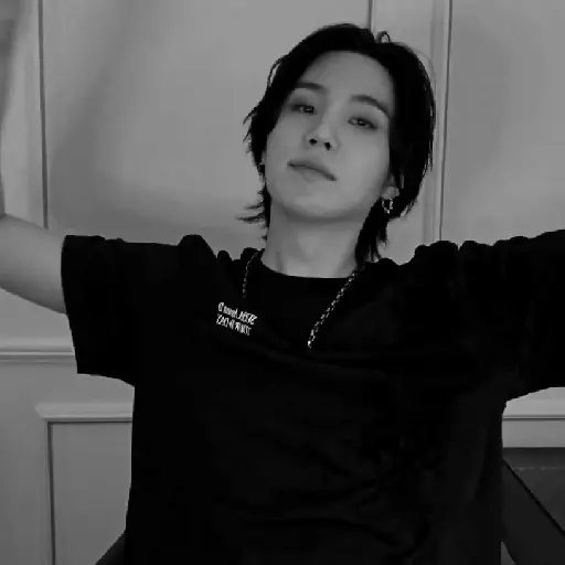 Yoongi. | @illvocano  Haki. 5