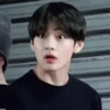 V BTS 19