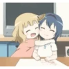 GIFs de abrazos 5