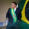 Bolsonaro dançando 🕺🏻 14