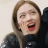 Yujin / @ive_stickers  7