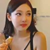  idols comendo/bebendo  12