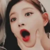 Yiren kitten <3 12